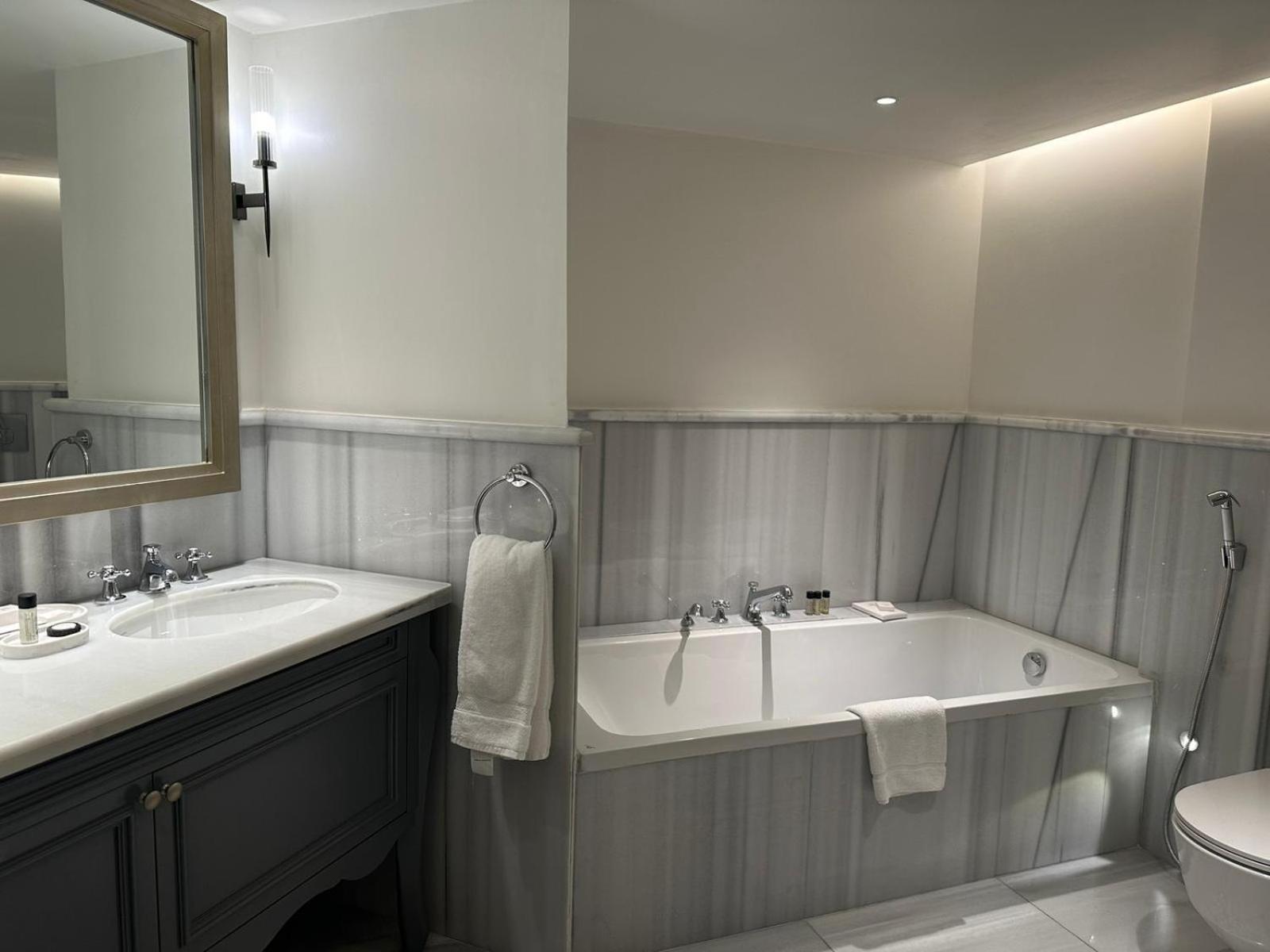 21 High Street Residence By The Torch Ad Dawhah Esterno foto